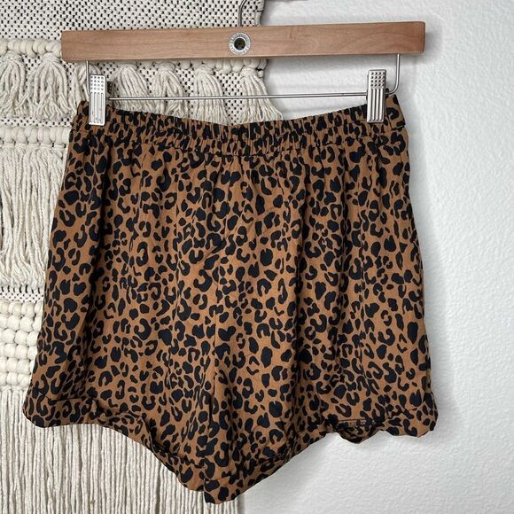 Sienna Sky Leopard Shorts - Picture 2 of 7